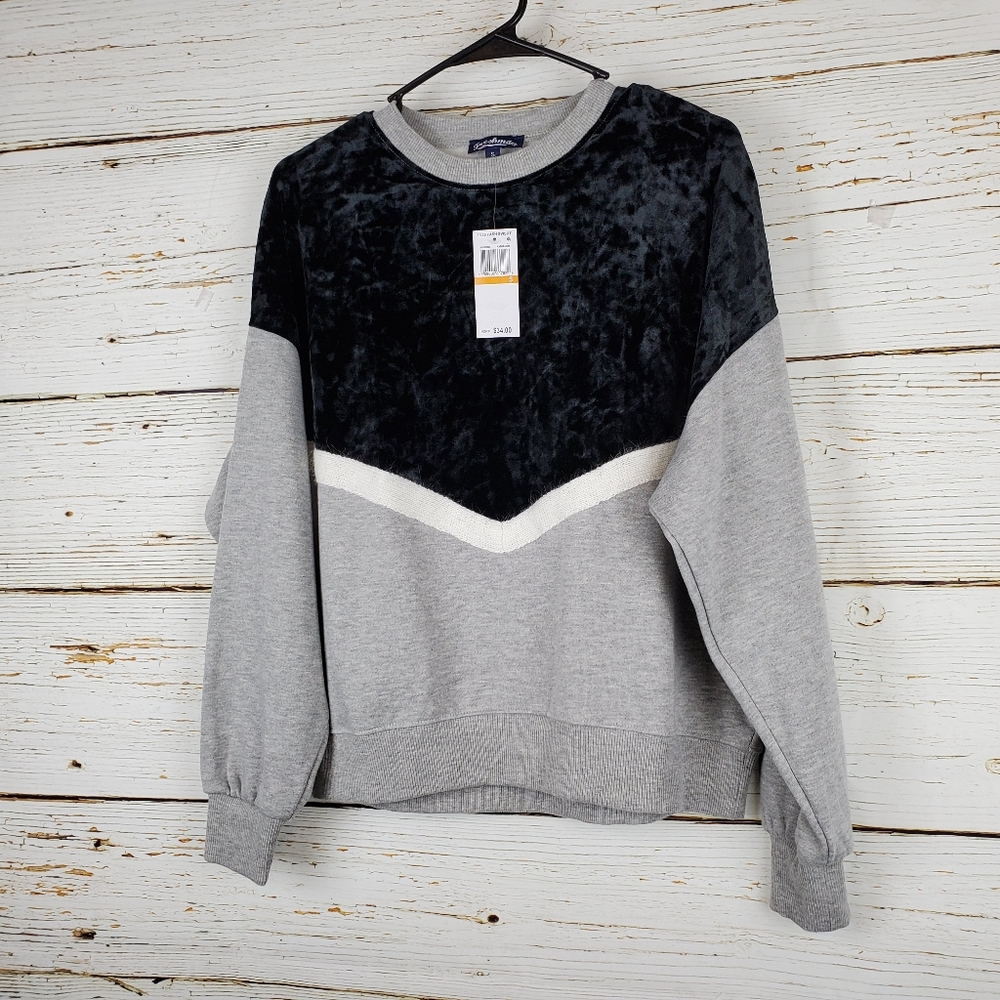 NWT Freshman Velour Top Sweatshirt - Picture 2 of 5